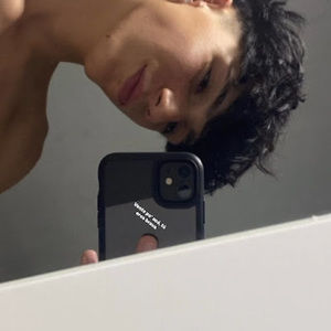 Meet your Posher, Diego